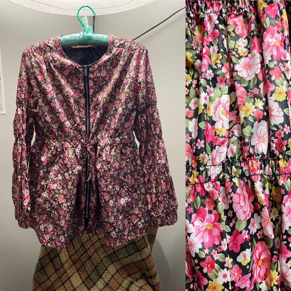 Solitaire Spring Florals Rain Shell - Picture 1 of 1
